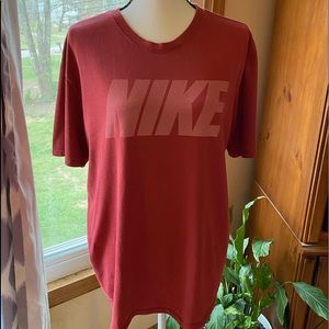 **Host Pick**The NIKE Tee
